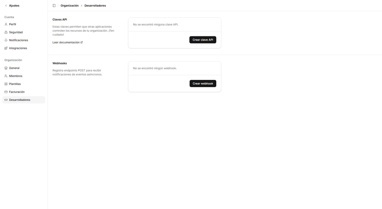 Documentación de API y panel de configuración de webhooks con ejemplos de código y ajustes de integración